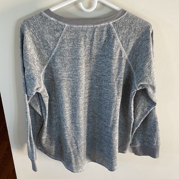 Splendid size medium women’s gray polyester, spandex, shirt… - Picture 2 of 4